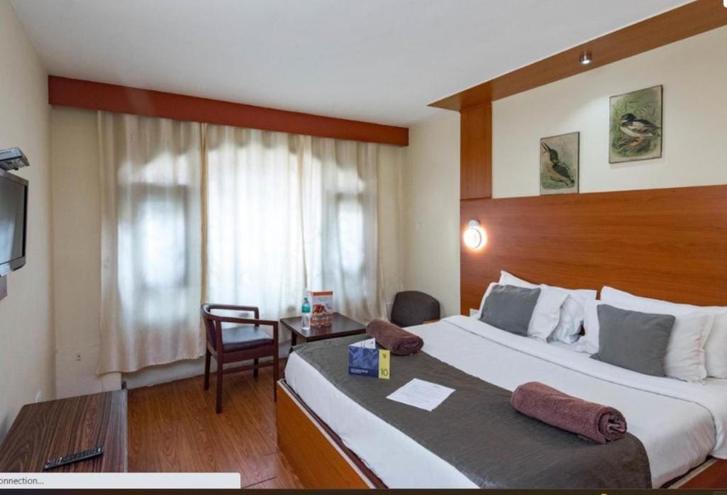Devi Enterprises - Hotel Khems ウーティ エクステリア 写真